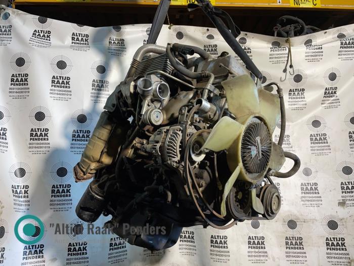 Motor van een Mitsubishi Pajero Hardtop (V8/9) 3.2 DI-D 16V 2007