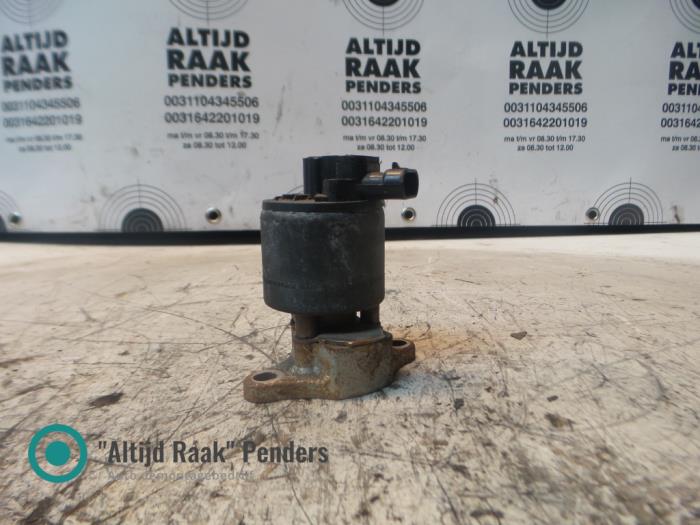 EGR Klep van een Opel Omega 2002