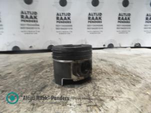 Gebruikte Zuiger Mitsubishi Pajero Prijs op aanvraag aangeboden door "Altijd Raak" Penders