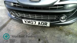Begagnade Dimljus, stötfångare Peugeot 207 CC (WB) 1.6 16V THP Pris på förfrågan erbjuds av "Altijd Raak" Penders