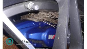 Gebruikte Remklauw (Tang) rechts-achter BMW 4 serie (F32) M4 3.0 24V Turbo Competition Package Prijs op aanvraag aangeboden door "Altijd Raak" Penders