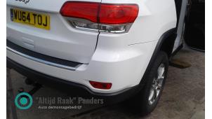 Używane Zderzak tylny Jeep Grand Cherokee (WK/WK2) 3.0 CRD V6 24V Cena na żądanie oferowane przez "Altijd Raak" Penders