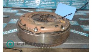 Używane Kolo zamachowe Alfa Romeo 159 Cena na żądanie oferowane przez "Altijd Raak" Penders