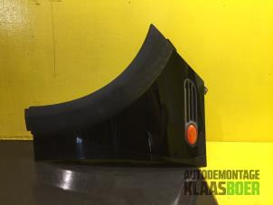 Gebruikte Spatbord links-voor BMW Mini One/Cooper (R50) 1.6 16V One Prijs € 30,00 Margeregeling aangeboden door Autodemontage Klaas Boer