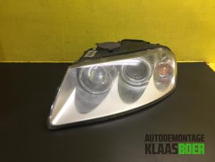 Begagnade Strålkastare, vänster Volkswagen Touareg (7LA/7L6) 2.5 TDI R5 Pris € 175,00 Marginaltabell erbjuds av Autodemontage Klaas Boer