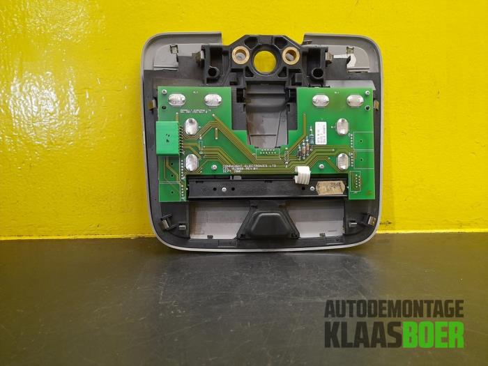 Innerbelysning, fram från en Volvo V70 (SW) 2.4 D 20V 2004