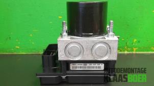 Gebruikte ABS Pomp Volkswagen Polo V (6R) 1.6 TDI 16V 90 Prijs € 50,00 Margeregeling aangeboden door Autodemontage Klaas Boer