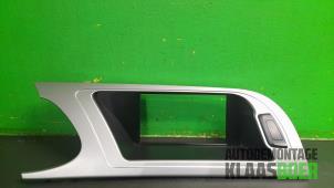 Begagnade Innerdisplay Audi A4 Avant (B8) 1.8 TFSI 16V Pris € 30,00 Marginaltabell erbjuds av Autodemontage Klaas Boer