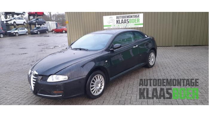 Achterklep van een Alfa Romeo GT (937) 2.0 JTS 16V 2007
