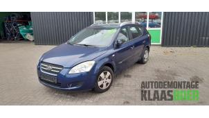 Gebruikte Motorkap Kia Cee'd Sporty Wagon (EDF) 1.4 16V Prijs € 100,00 Margeregeling aangeboden door Autodemontage Klaas Boer