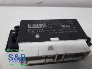 Gebruikte PDC Module Skoda Fabia III Combi (NJ5) 1.2 TSI 16V Greentech Prijs € 65,00 Margeregeling aangeboden door Schaap & Bron