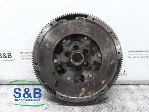 Używane Kolo zamachowe Volkswagen Bora (1J2) 1.9 TDI 115 Cena € 150,00 Procedura marży oferowane przez Schaap & Bron