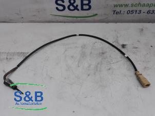 Używane Czujnik temperatury spalin Volkswagen Transporter T6 2.0 TDI 150 4Motion Cena € 50,00 Procedura marży oferowane przez Schaap & Bron