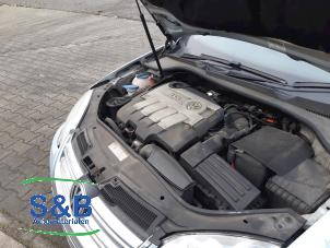 Gebruikte Versnellingsbak Volkswagen Golf V Variant (1K5) 2.0 TDI 16V Prijs € 300,00 Margeregeling aangeboden door Schaap & Bron