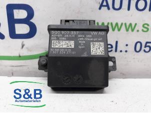 Używane Sterownik doswietlania zakretów Audi A3 Sportback (8VA/8VF) 1.4 16V g-tron Cena € 30,00 Procedura marży oferowane przez Schaap & Bron