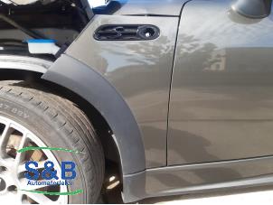 Gebruikte Spatbord links-voor Mini Mini Cooper S (R53) 1.6 16V Prijs € 45,00 Margeregeling aangeboden door Schaap & Bron