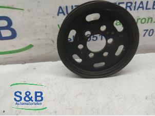 Gebruikte Servo Pomp Poelie Audi A4 Avant (B5) 1.9 TDI Prijs € 10,00 Margeregeling aangeboden door Schaap & Bron