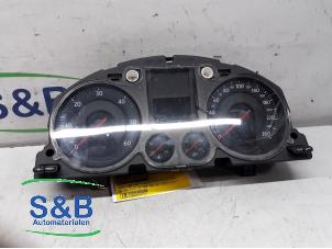 Gebruikte Instrumentenpaneel Volkswagen Passat Variant (3C5) 1.9 TDI Prijs € 125,00 Margeregeling aangeboden door Schaap & Bron