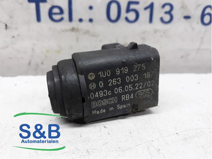 Parkeringssensor från en Volkswagen Eos (1F7/F8) 2.0 TFSI 16V 2006