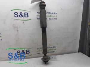 Gebruikte Schokdemper links-achter BMW 1 serie (E87/87N) 116i 1.6 16V Prijs € 35,00 Margeregeling aangeboden door Schaap & Bron