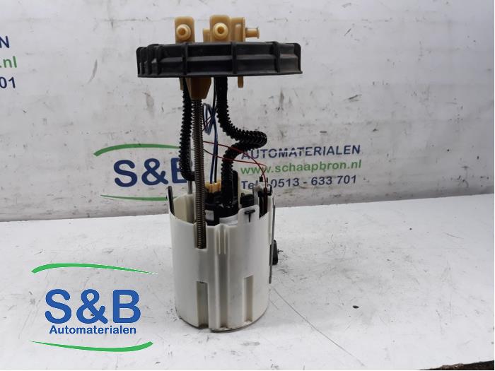 Elektrisk bränslepump från en Volkswagen Crafter  2013