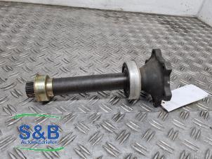 Gebruikte Aandrijfas rechts-voor Volkswagen Sharan (7M8/M9/M6) 1.9 TDI 130 Prijs € 90,00 Margeregeling aangeboden door Schaap & Bron