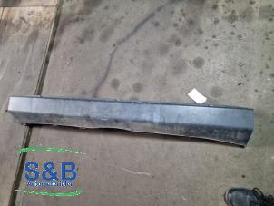 Begagnade Bakre stötfångare Volkswagen Crafter 2.0 TDI Pris € 75,00 Marginaltabell erbjuds av Schaap & Bron