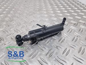 Gebruikte Koplampsproeier pomp Audi A5 (8T3) 1.8 TFSI 16V Prijs € 30,00 Margeregeling aangeboden door Schaap & Bron