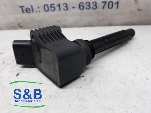 Używane Cewka zaplonowa Volkswagen Golf VII (AUA) 2.0 GTI 16V Performance Package Cena € 20,00 Procedura marży oferowane przez Schaap & Bron