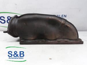 Gebruikte Uitlaatspruitstuk Audi A4 (B6) 3.0 V6 30V Prijs € 100,00 Margeregeling aangeboden door Schaap & Bron