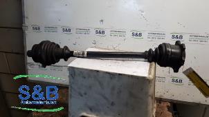 Gebruikte Aandrijfas rechts-voor Audi A4 Cabrio (B7) 2.5 TDI 24V Prijs € 60,00 Margeregeling aangeboden door Schaap & Bron