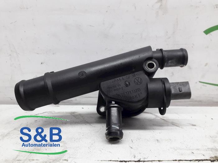 Termostathus från en Seat Alhambra (7V8/9) 2.0 TDI 2006