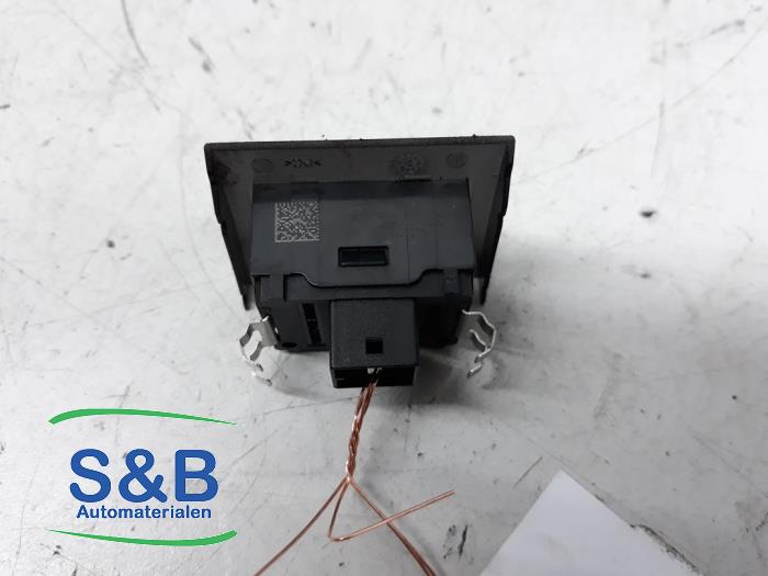 Ljussensor från en Volkswagen T-Roc I 1.5 TSI Evo BMT 16V 2018