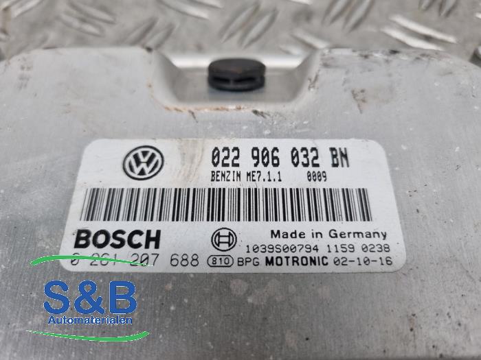 Dator, motorstyrning från en Volkswagen Phaeton (3D) 3.2 V6 30V 2002