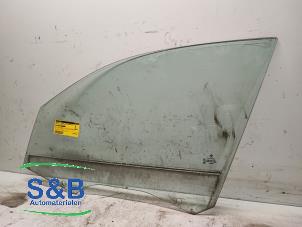 Begagnade Dörrfönster, 4-dörrars, vänster fram BMW 1 serie (E87/87N) 118d 16V Pris € 35,00 Marginaltabell erbjuds av Schaap & Bron