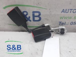 Begagnade Bakre bältesspänne, vänster Audi A3 (8P1) 2.0 TDI 16V Pris € 39,00 Marginaltabell erbjuds av Schaap & Bron