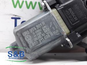 Gebruikte Raammotor Portier Volkswagen Polo V (6R) 1.2 TDI 12V BlueMotion Prijs € 40,00 Margeregeling aangeboden door Schaap & Bron