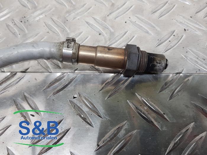 Lambdasond från en Volkswagen Caddy Combi III (2KB,2KJ) 1.9 TDI 2007