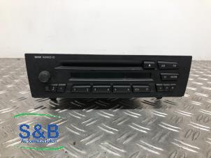 Gebruikte Radio BMW 1 serie (E87/87N) 116i 1.6 16V Prijs € 60,00 Margeregeling aangeboden door Schaap & Bron