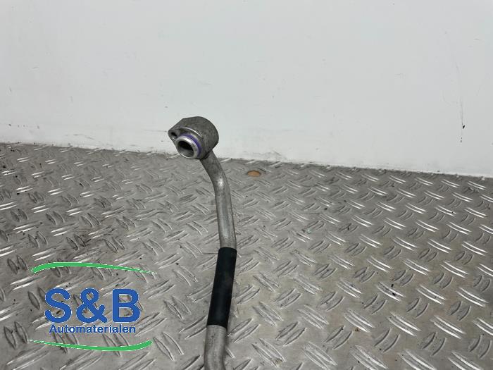 Kylfläkt, luftkonditionering från en Volkswagen Passat (3B3) 2.3 V5 20V 2003