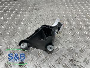 Gebruikte Steun (diversen) Volkswagen Up! (121) 1.0 12V 60 Prijs € 15,00 Margeregeling aangeboden door Schaap & Bron