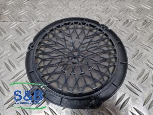 Begagnade Högtalare Peugeot Expert (V1/VA/VB/VE/VF/VT/VY) 1.6 Blue HDi 95 16V Pris € 15,00 Marginaltabell erbjuds av Schaap & Bron