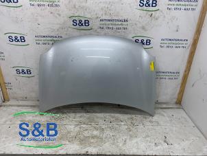 Begagnade Motorhuv Volkswagen Polo IV (9N1/2/3) 1.2 12V Pris € 80,00 Marginaltabell erbjuds av Schaap & Bron