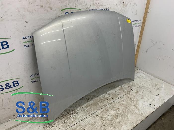 Motorkap van een Volkswagen Golf IV (1J1) 1.4 16V 2001