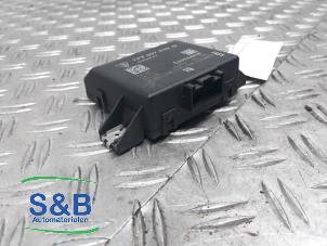 Begagnade Gateway-modul Porsche Cayenne II (92A) 4.2 S Diesel V8 32V Pris € 125,00 Marginaltabell erbjuds av Schaap & Bron