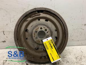 Begagnade Svänghjul Volkswagen Polo V (6R) 1.6 TDI 16V 90 Pris € 125,00 Marginaltabell erbjuds av Schaap & Bron