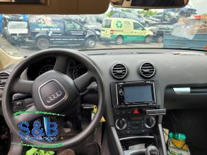 Begagnade Klimatpanel Audi A3 (8P1) 1.6 Pris € 70,00 Marginaltabell erbjuds av Schaap & Bron