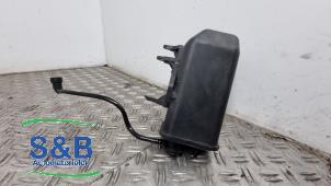 Begagnade Bränslefilterhus Volkswagen Golf VI (5K1) 1.4 TSI 122 16V Pris € 30,00 Marginaltabell erbjuds av Schaap & Bron