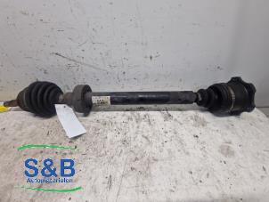 Begagnade Drivaxel, höger fram Seat Cordoba (6C2/6K2) 1.6 Stella,Signo Pris € 60,00 Marginaltabell erbjuds av Schaap & Bron