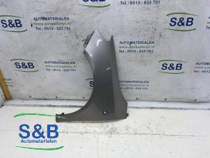 Używane Ekran lewy przód Skoda Fabia II Combi 1.2 TDI 12V Greenline Cena € 99,99 Procedura marży oferowane przez Schaap & Bron